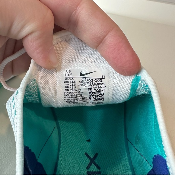 Nike Men’s White Hyper Jade Blue 270 Sneakers Shoes Size 10.5 - Picture 7 of 8